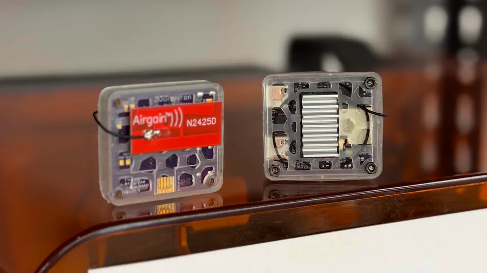 200micron - Hand-assembled Single Board Computer